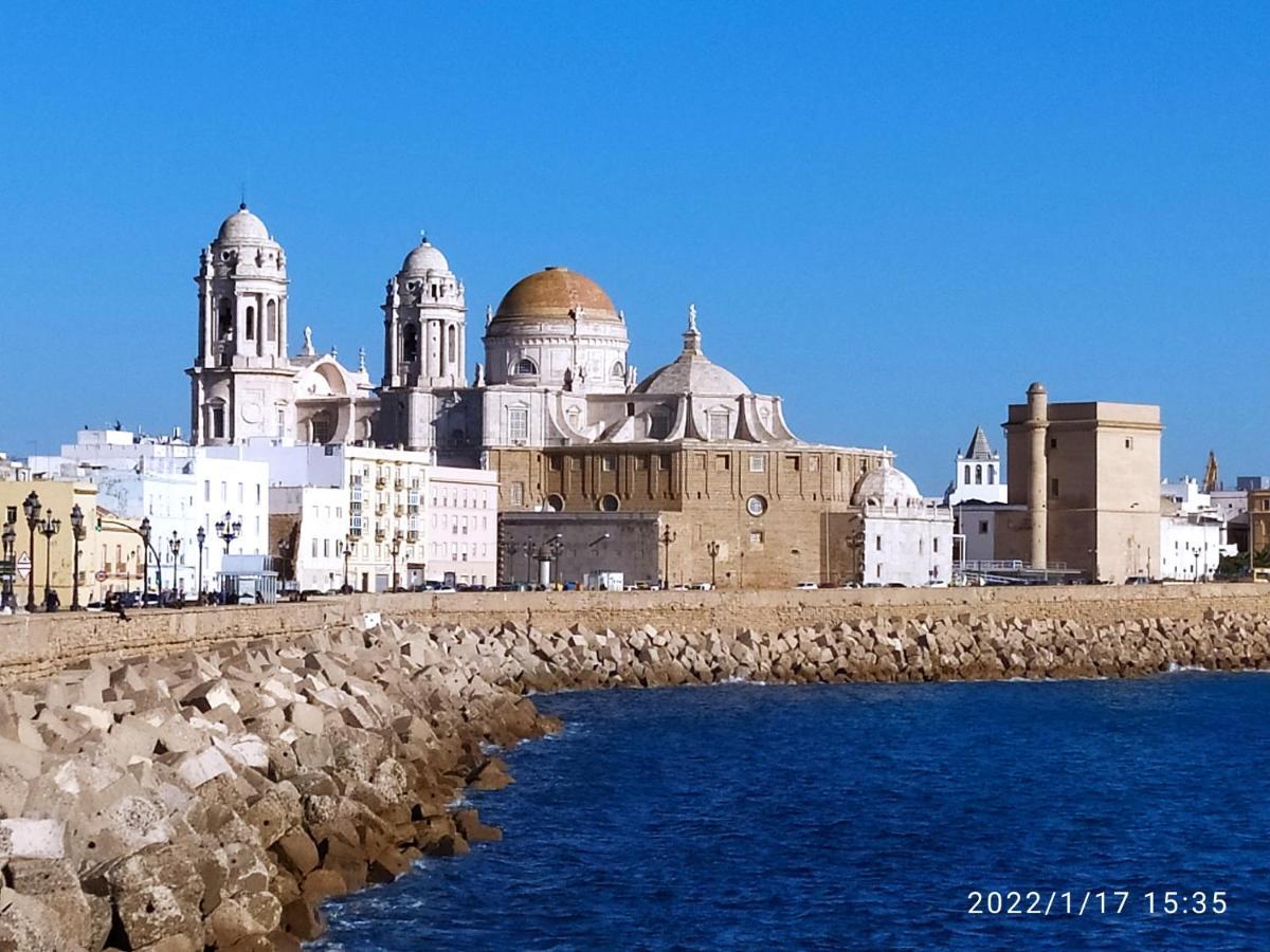 Los Tres Girasoles Cádiz Eksteriør bilde
